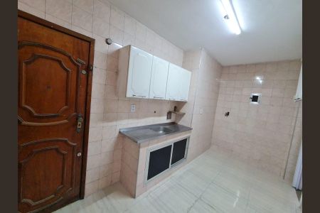 Apartamento à venda com 77m², 2 quartos e 1 vagaCozinha