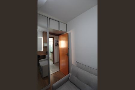 Apartamento à venda com 70m², 3 quartos e 1 vagaQuarto 2
