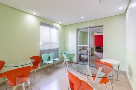 Apartamento à venda com 48m², 2 quartos e 1 vaga Apartamento à venda com 48m², 2 quartos e 1 vagaÁrea comum - Salão de festas