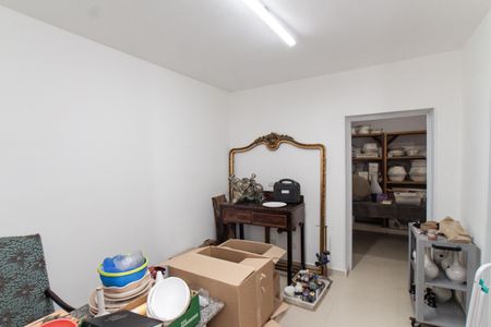 Casa à venda com 220m², 4 quartos e sem vagaTérreo - Sala  