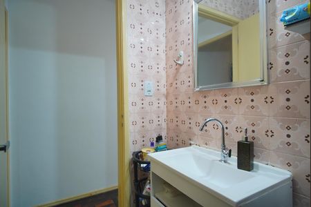 Apartamento para alugar com 79m², 2 quartos e sem vagaBanheiro