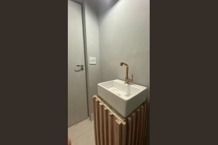 Casa para alugar com 134m², 4 quartos e 2 vagasLavabo