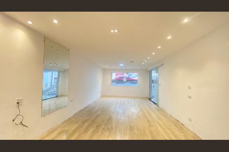 Casa para alugar com 134m², 4 quartos e 2 vagasSala