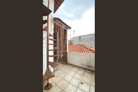 Casa para alugar com 134m², 4 quartos e 2 vagasÁrea externa