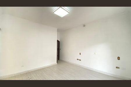 Casa para alugar com 134m², 4 quartos e 2 vagasSuite