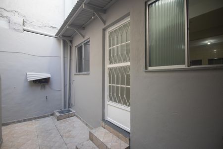 Casa para alugar com 55m², 2 quartos e sem vaga Casa para alugar com 55m², 2 quartos e sem vagaQuintal