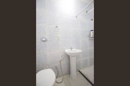 Casa para alugar com 55m², 2 quartos e sem vaga Casa para alugar com 55m², 2 quartos e sem vagaBanheiro