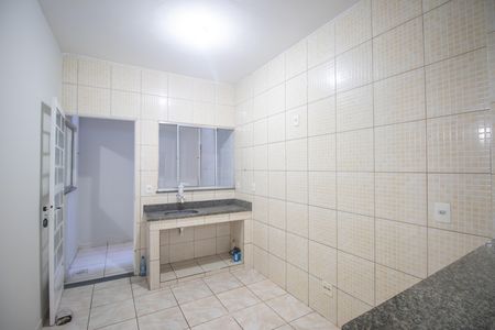 Casa para alugar com 55m², 2 quartos e sem vaga Casa para alugar com 55m², 2 quartos e sem vagaCozinha