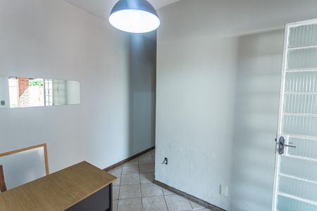 Casa à venda com 600m², 7 quartos e 2 vagasCozinha da Casa de Fundos