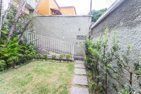 Casa à venda com 600m², 7 quartos e 2 vagasJardim/Entrada 