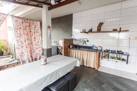 Casa à venda com 600m², 7 quartos e 2 vagasCozinha 2