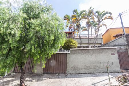 Casa à venda com 600m², 7 quartos e 2 vagasFachada