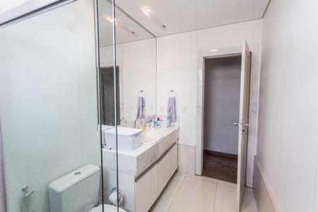 Casa à venda com 600m², 7 quartos e 2 vagasBanheiro Social