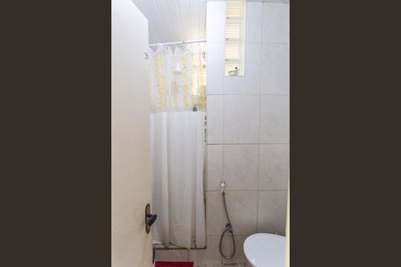 Casa à venda com 600m², 7 quartos e 2 vagasBanheiro Social da Casa de Cima