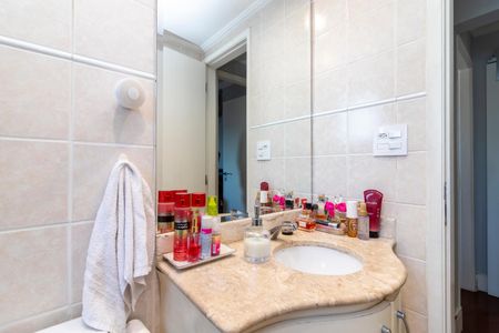 Apartamento à venda com 96m², 3 quartos e 2 vagasBanheiro 2