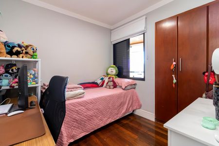 Apartamento à venda com 96m², 3 quartos e 2 vagasQuarto 2