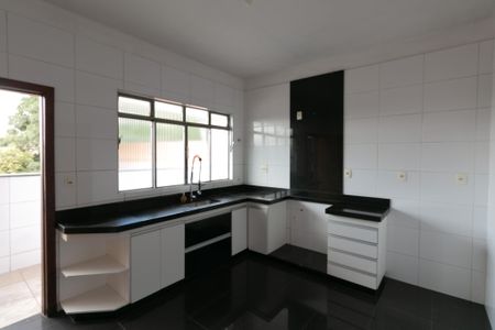 Apartamento à venda com 157m², 3 quartos e 1 vaga Apartamento à venda com 157m², 3 quartos e 1 vagaCozinha