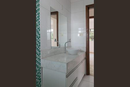 Apartamento à venda com 157m², 3 quartos e 1 vaga Apartamento à venda com 157m², 3 quartos e 1 vagaBanheiro Social