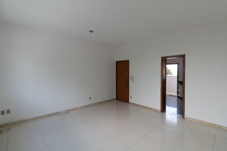 Apartamento à venda com 157m², 3 quartos e 1 vaga Apartamento à venda com 157m², 3 quartos e 1 vagaSala