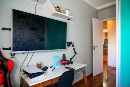 Apartamento à venda com 93m², 3 quartos e 2 vagasQuarto 2