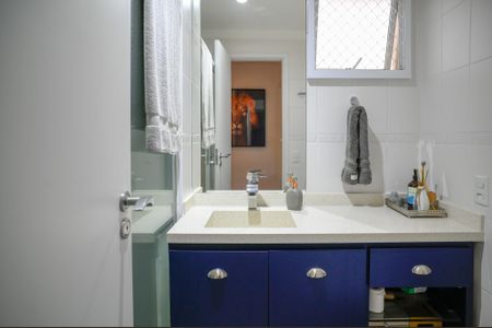 Apartamento à venda com 93m², 3 quartos e 2 vagasBanheiro Social