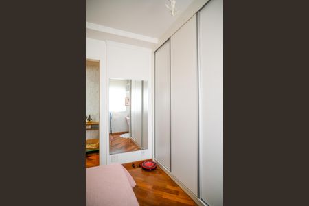 Apartamento à venda com 93m², 3 quartos e 2 vagasQuarto 1