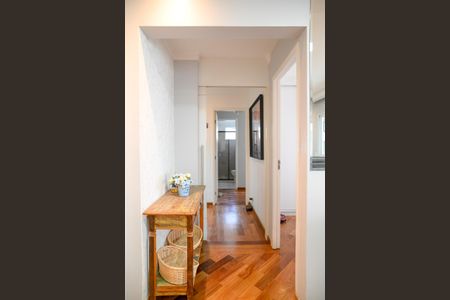 Apartamento à venda com 93m², 3 quartos e 2 vagasCorredor