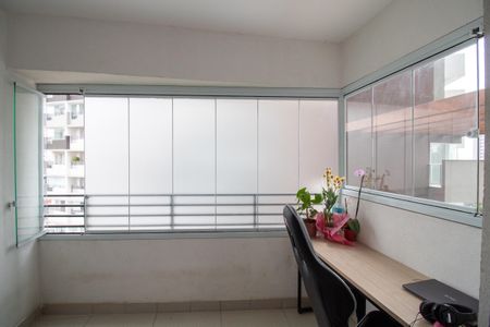 Apartamento para alugar com 30m², 1 quarto e 1 vaga Apartamento para alugar com 30m², 1 quarto e 1 vagaVaranda