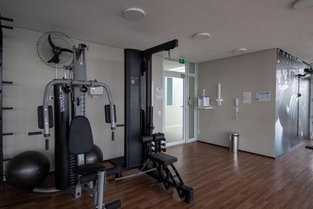 Apartamento para alugar com 30m², 1 quarto e 1 vaga Apartamento para alugar com 30m², 1 quarto e 1 vagaÁrea comum - Academia