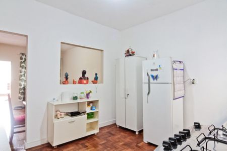 Casa à venda com 100m², 6 quartos e 2 vagasCozinha