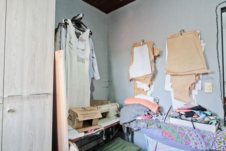 Casa à venda com 100m², 6 quartos e 2 vagasCasa 2 - quarto