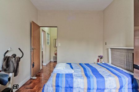 Casa à venda com 100m², 6 quartos e 2 vagasQuarto 1