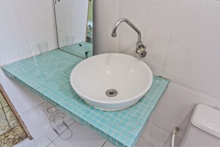 Casa à venda com 100m², 6 quartos e 2 vagasCasa 2 - banheiro da suíte 2