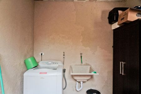 Casa à venda com 100m², 6 quartos e 2 vagasÁrea de Serviço