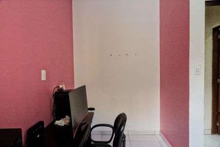 Casa à venda com 100m², 6 quartos e 2 vagasQuarto 2