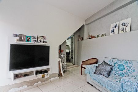 Casa à venda com 100m², 6 quartos e 2 vagasCasa 2 - sala