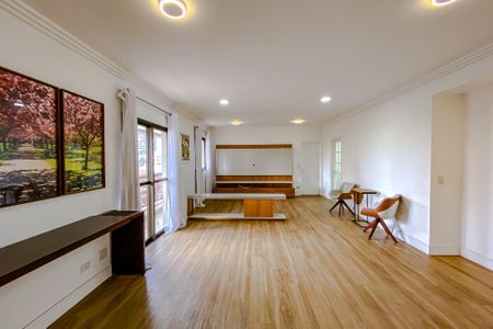 Apartamento para alugar com 170m², 4 quartos e 3 vagasSala