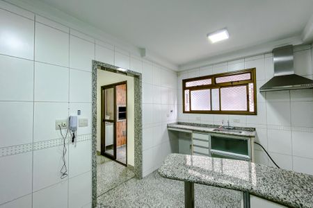 Apartamento para alugar com 170m², 4 quartos e 3 vagasCozinha