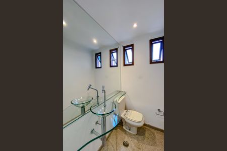 Apartamento para alugar com 170m², 4 quartos e 3 vagasLavabo