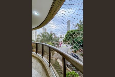 Apartamento para alugar com 170m², 4 quartos e 3 vagasVaranda da Suíte 2