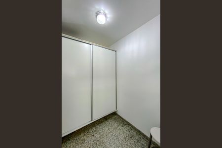 Apartamento para alugar com 170m², 4 quartos e 3 vagasQuarto de Serviço