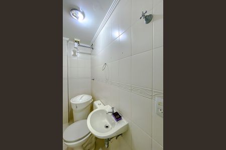 Apartamento para alugar com 170m², 4 quartos e 3 vagasBanheiro de serviço