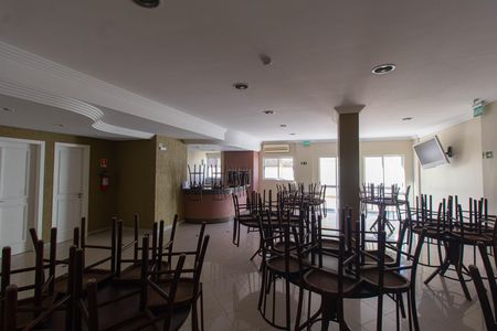 Apartamento à venda com 94m², 3 quartos e 2 vagas Apartamento à venda com 94m², 3 quartos e 2 vagasÁrea comum - Salão de festas