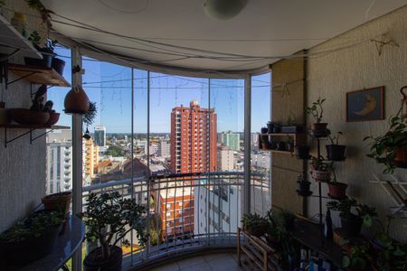 Apartamento à venda com 94m², 3 quartos e 2 vagas Apartamento à venda com 94m², 3 quartos e 2 vagasVaranda