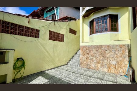 Casa à venda com 181m², 3 quartos e 2 vagasGaragem