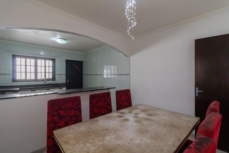 Casa à venda com 181m², 3 quartos e 2 vagasCopa