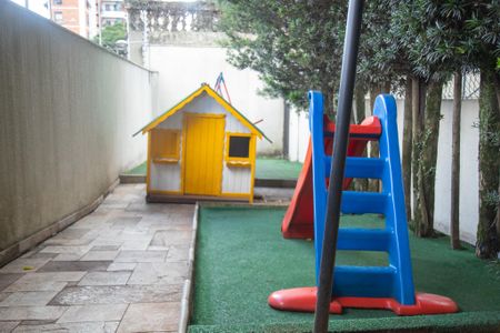 Apartamento à venda com 110m², 3 quartos e 3 vagasÁrea comum - Playground