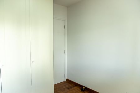 Apartamento à venda com 110m², 3 quartos e 3 vagasQuarto 2