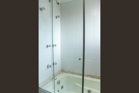 Apartamento à venda com 110m², 3 quartos e 3 vagasBanheiro da Suíte