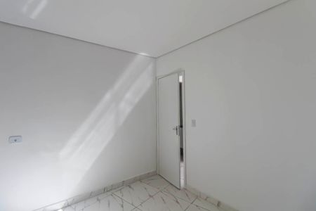 Casa para alugar com 60m², 2 quartos e sem vaga Casa para alugar com 60m², 2 quartos e sem vagaSala